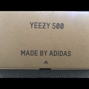 Yeezy 500 Adidas size 12 1/2